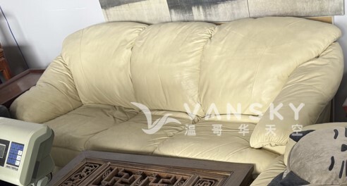 250625130823_sofa .jpg